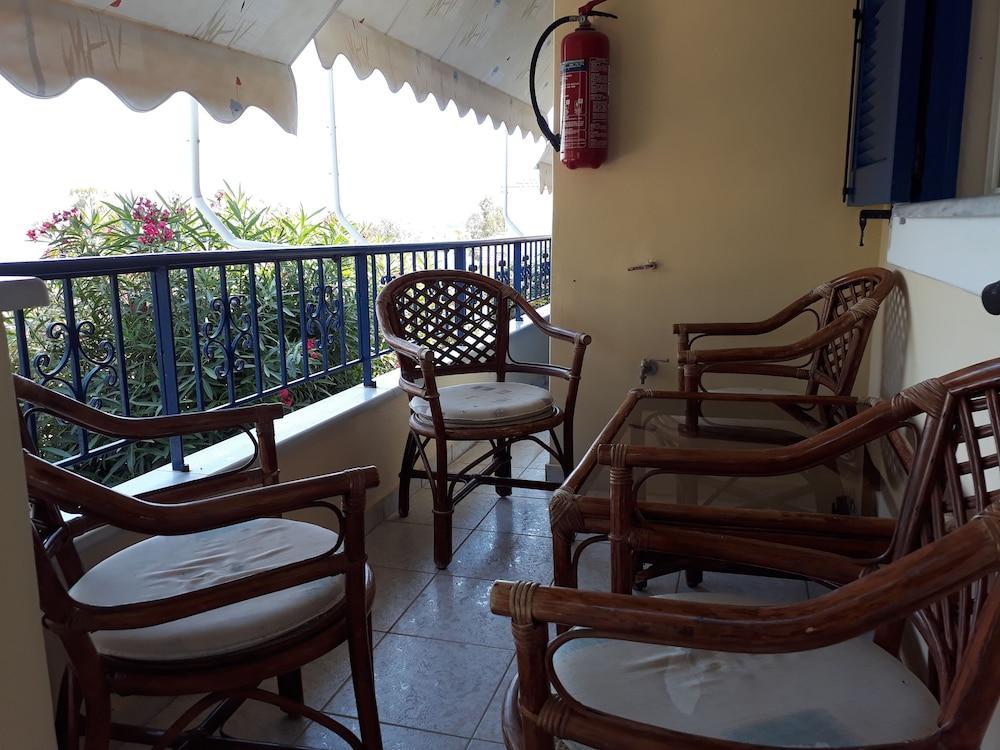 Aparthotel La Casa Di Nonna Anna Nikiana Zewnętrze zdjęcie